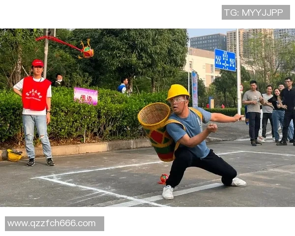 堤口路足球场周边活动丰富多彩，尽享运动与休闲的完美结合